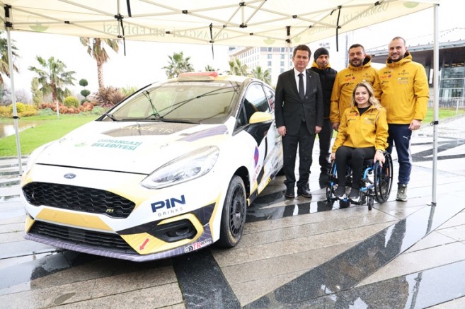 Osmangazi’nin Gururu Yeni Şampiyonluklar İçin Yola Çıkıyor