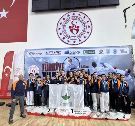 Osmangazili Karateciler Madalyaya Doydu