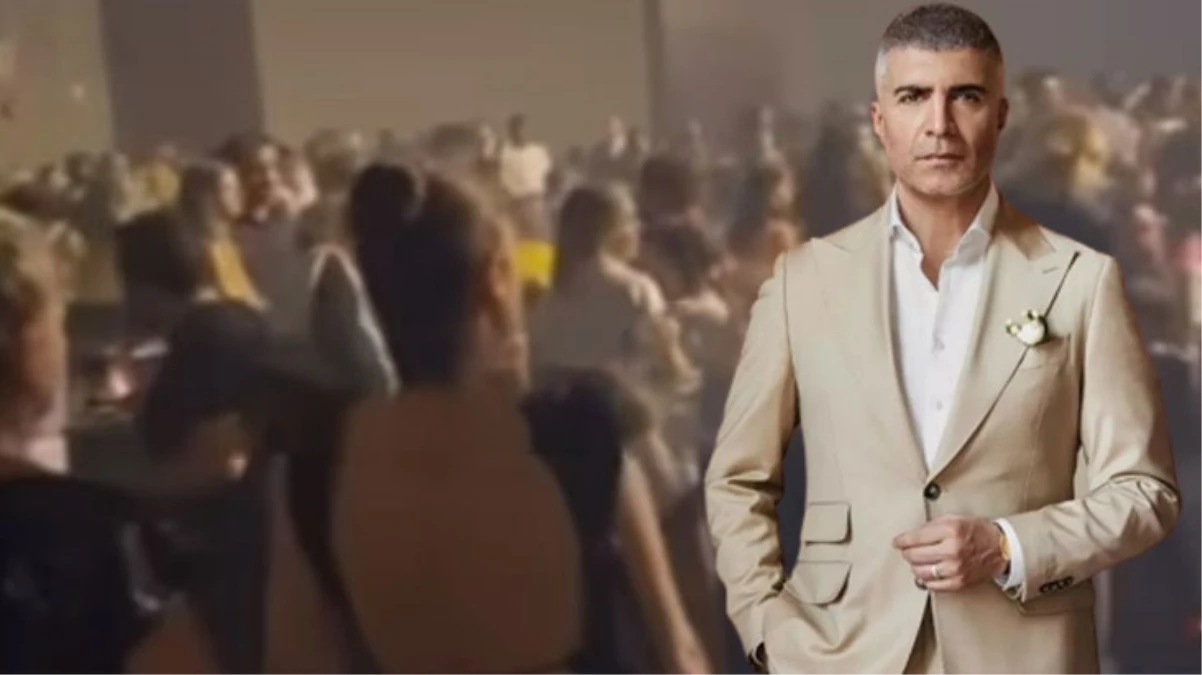 Özcan Deniz, dünkü konserinde 100. Yıl Marşı'nı okumadığı için seyirciler tarafından yuhalandı