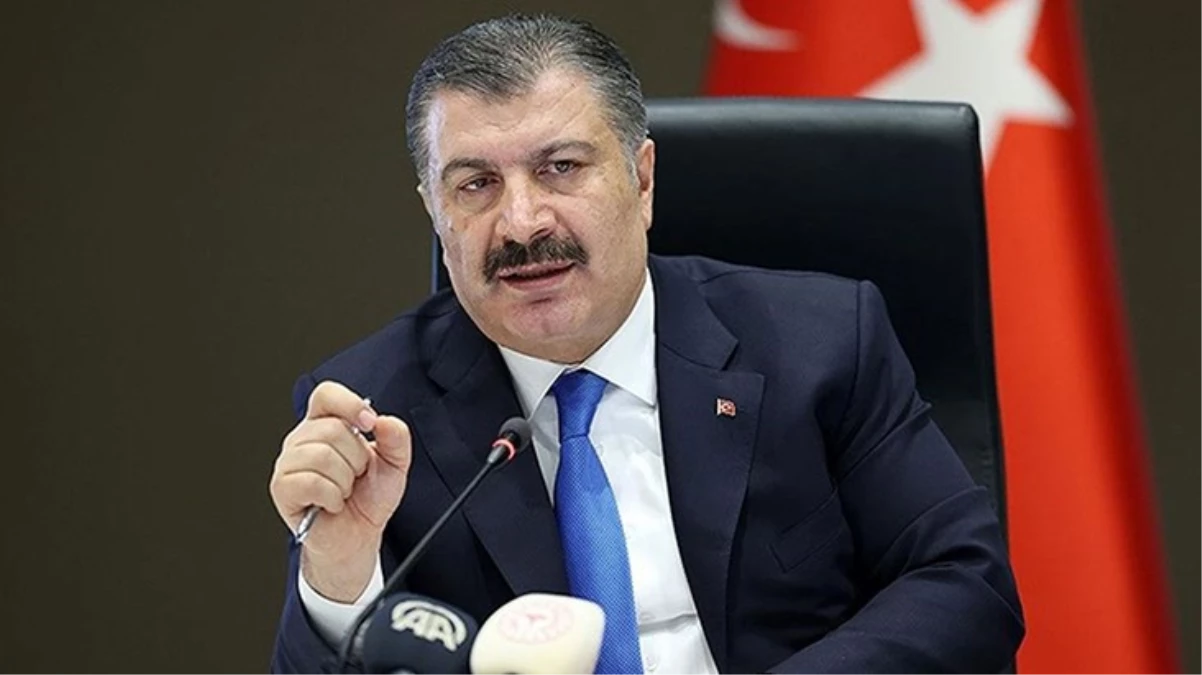 Özkan Uğur'un ölüm haberini Bakan Koca duyurdu