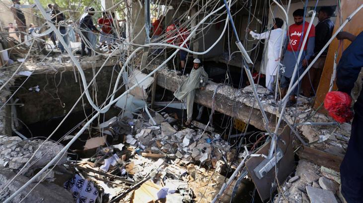 Pakistan'da doğalgaz patlaması: 12 ölü