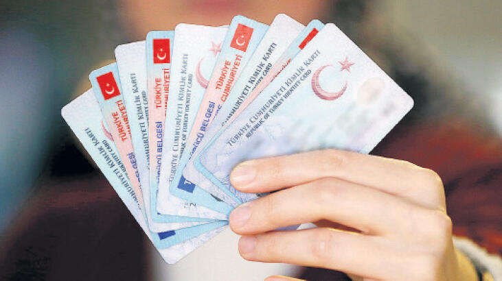 Pasaportta, kimlikte işte yeni bedeller