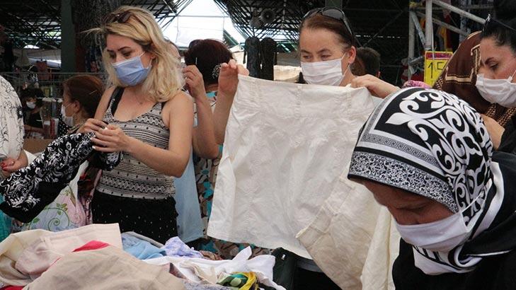 Pazarda şaşkına çeviren görüntü! Tüm kurallar unutuldu