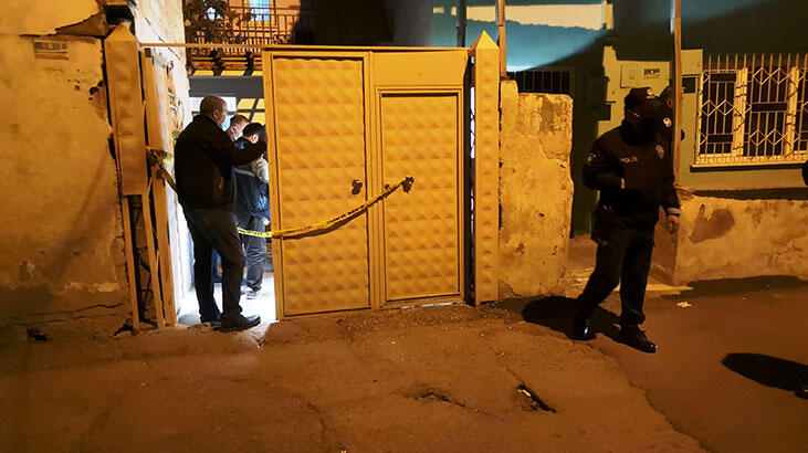 Şakalaştığı arkadaşını başından vurdu