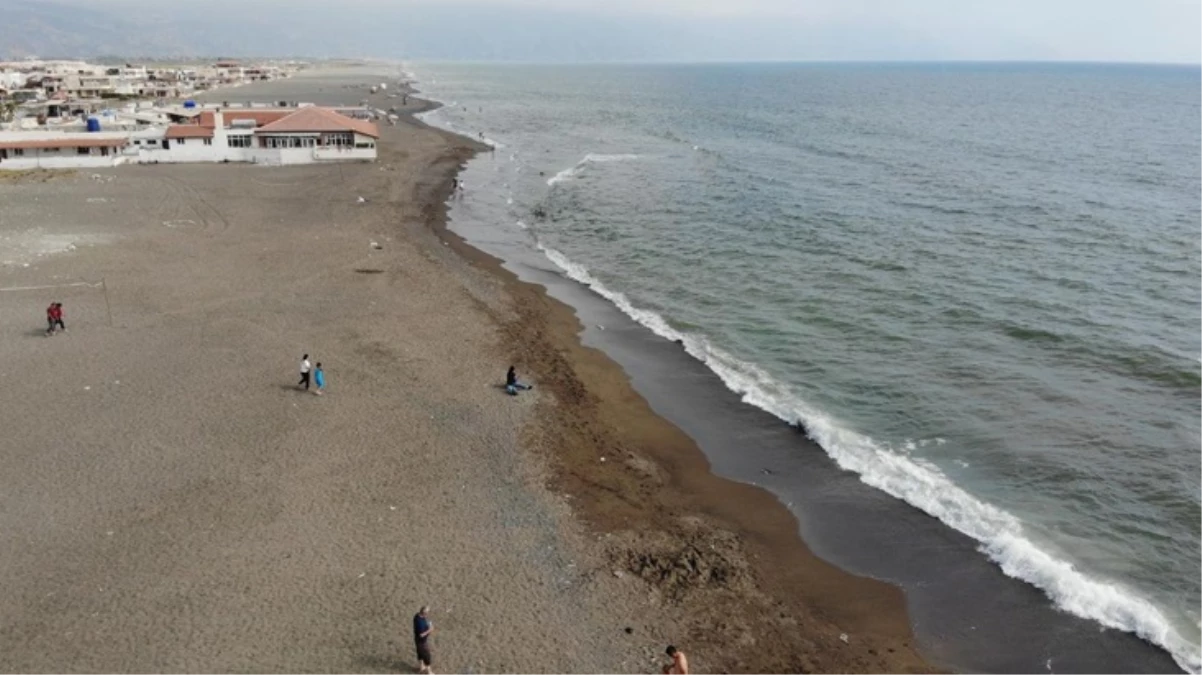 Samandağ sahilinde kadın cesedi bulundu