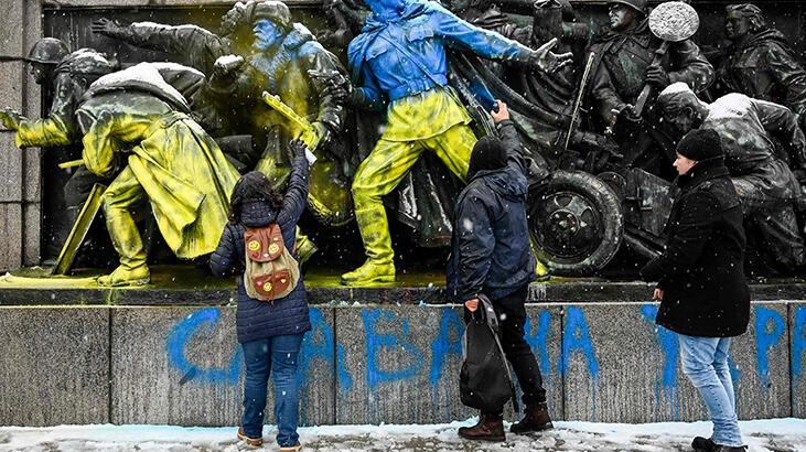 'Savaş' demeyen Savunma Bakanı kovuluyor! Bulgaristan Başbakanı duyurdu