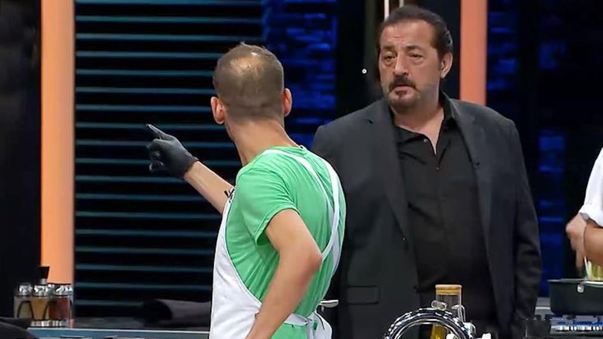 Şef Mehmet Yalçınkaya, MasterChef'te kural ihlali yapan yarışmacıya tepki gösterdi: Allah'ım bana yardım et