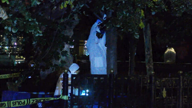 Sirkeci'de ağaca asılı erkek cesedi bulundu