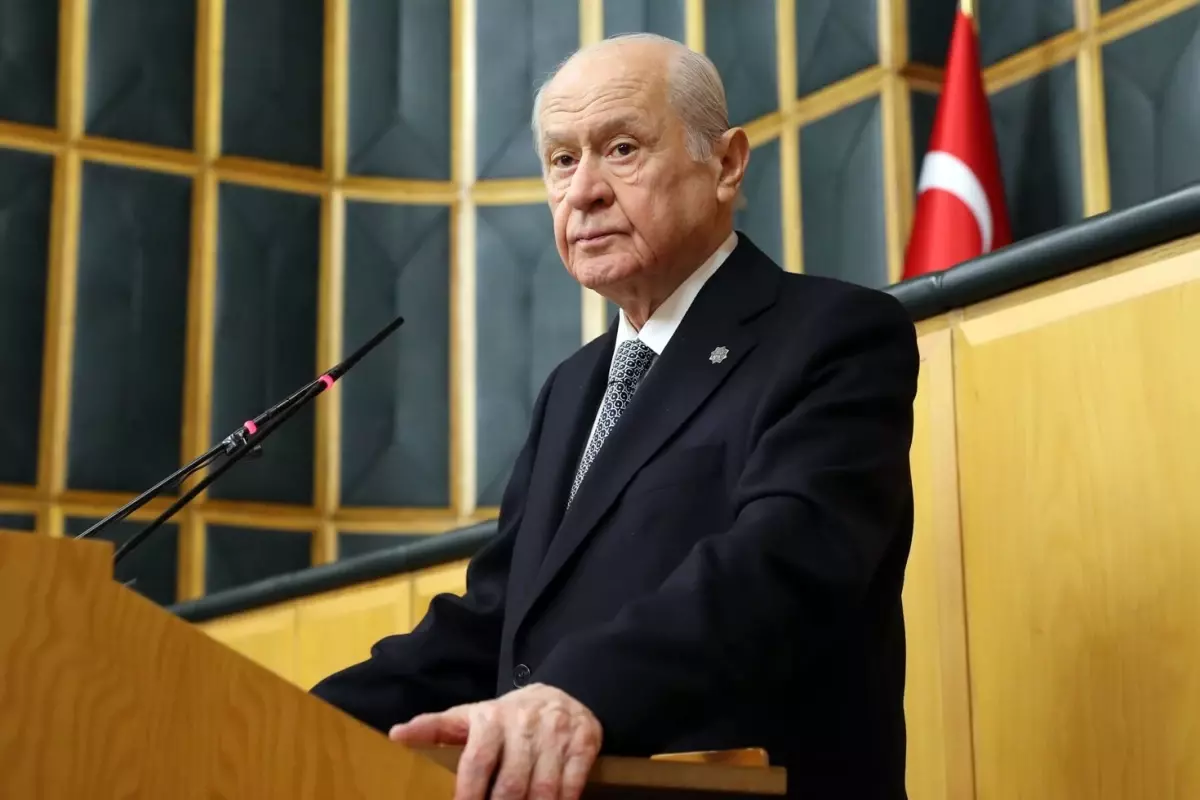 Sokak olaylarına ilişkin Bahçeli'den ilk açıklama: Türkiye Cumhuriyeti'ni can pahasına savunacağız