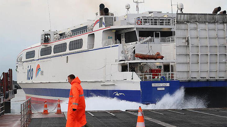 Marmara'da fırtına! Bu seferler iptal...