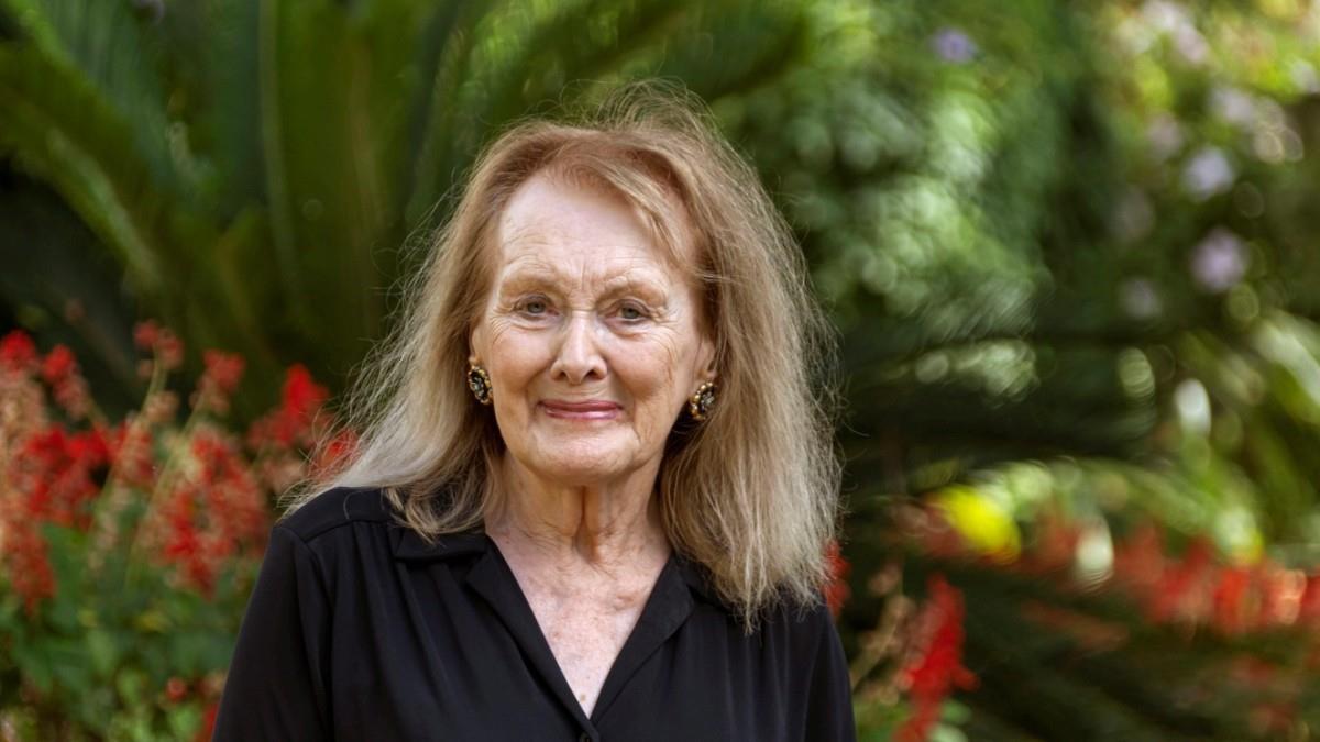 Edebiyat Ödülü'nü Fransız yazar Annie Ernaux kazandı