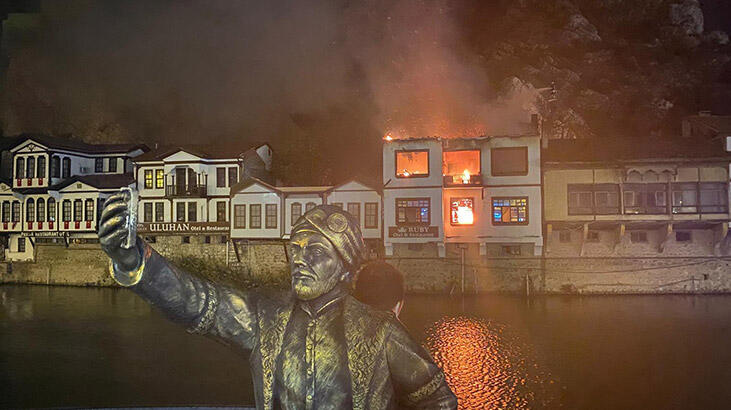 Amasya'da tarihi evlerin bulunduğu alanda yangın!