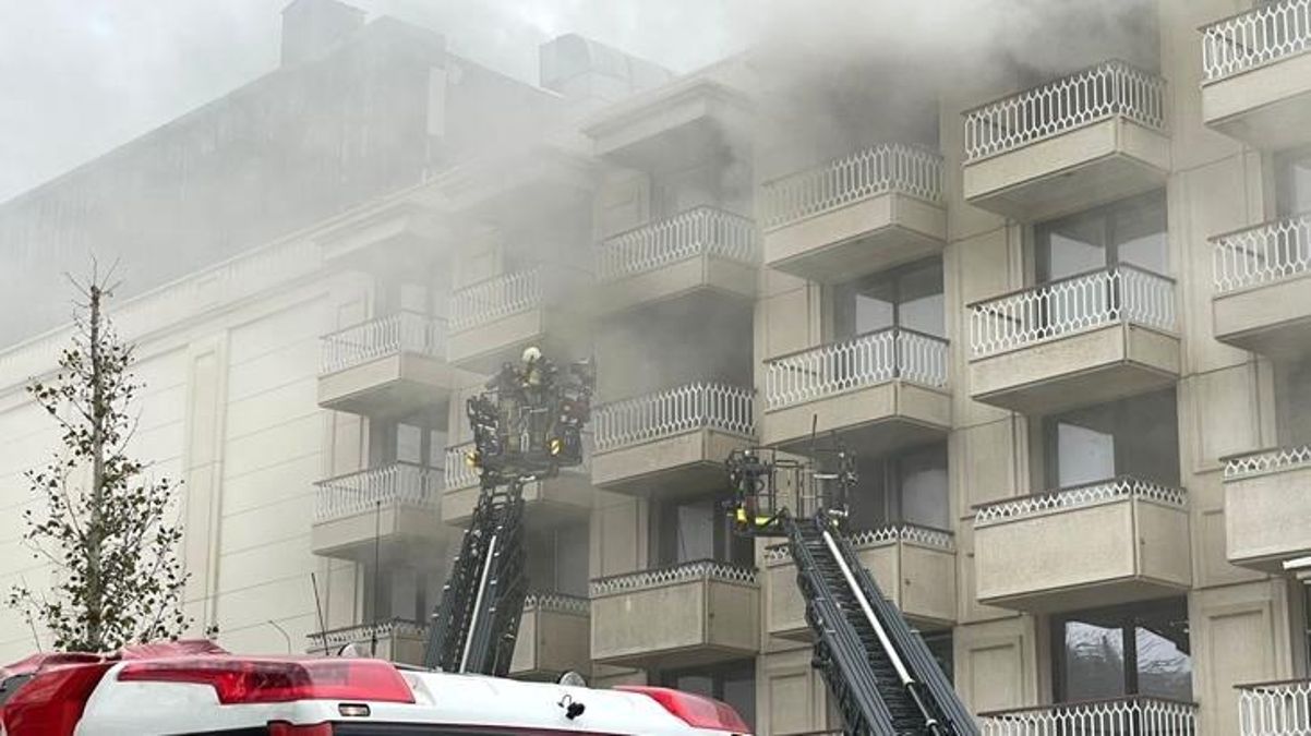Son Dakika: Çırağan Sarayı'nda yangın! Otel tahliye edildi, 1 yaralı var