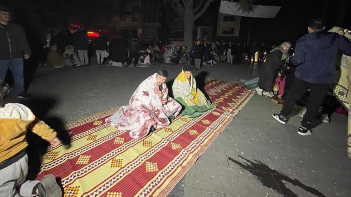 Düzce beşik gibi! 5,9'luk depremin ardından 70'den fazla artçı sarsıntı meydana geldi