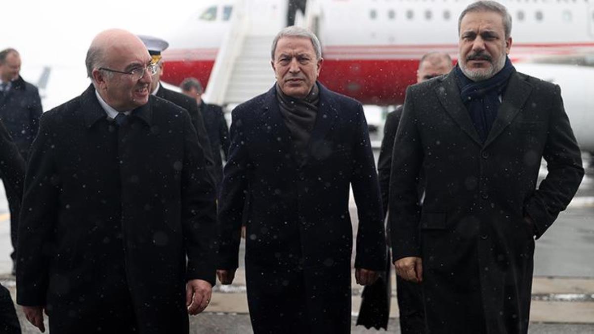 Son Dakika: Esad yönetimi ile 11 yıl sonra ilk resmi temas! Bakan Akar, Suriye Savunma Bakanı ile Moskova'da görüştü