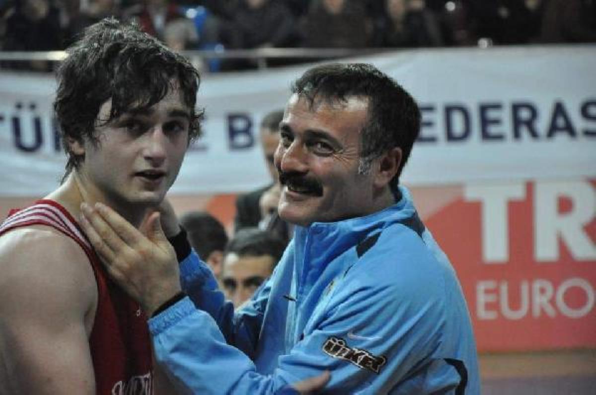 Avrupa şampiyonu eski milli boksör evinde ölü bulundu