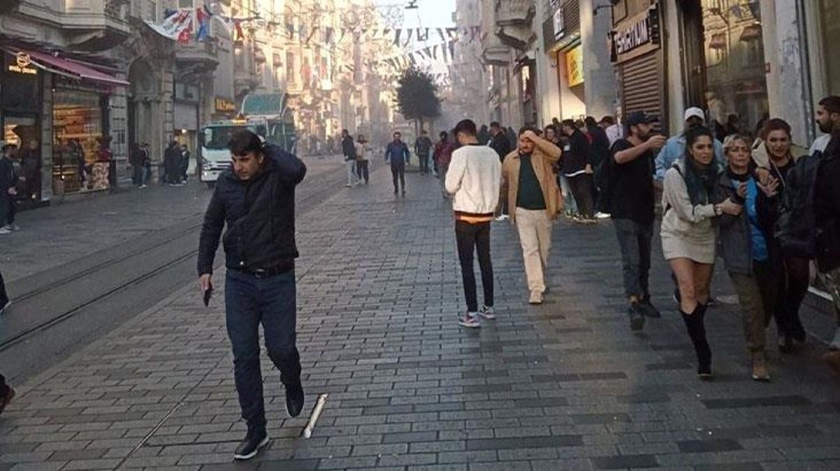 İstiklal Caddesi'nde bombalı saldırı: 6 ölü, 53 yaralı