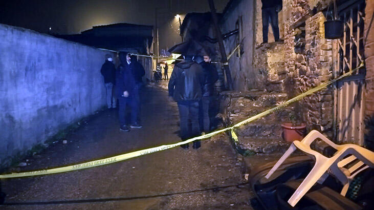 İzmir'de vahşet! 3 kişiyi katletti