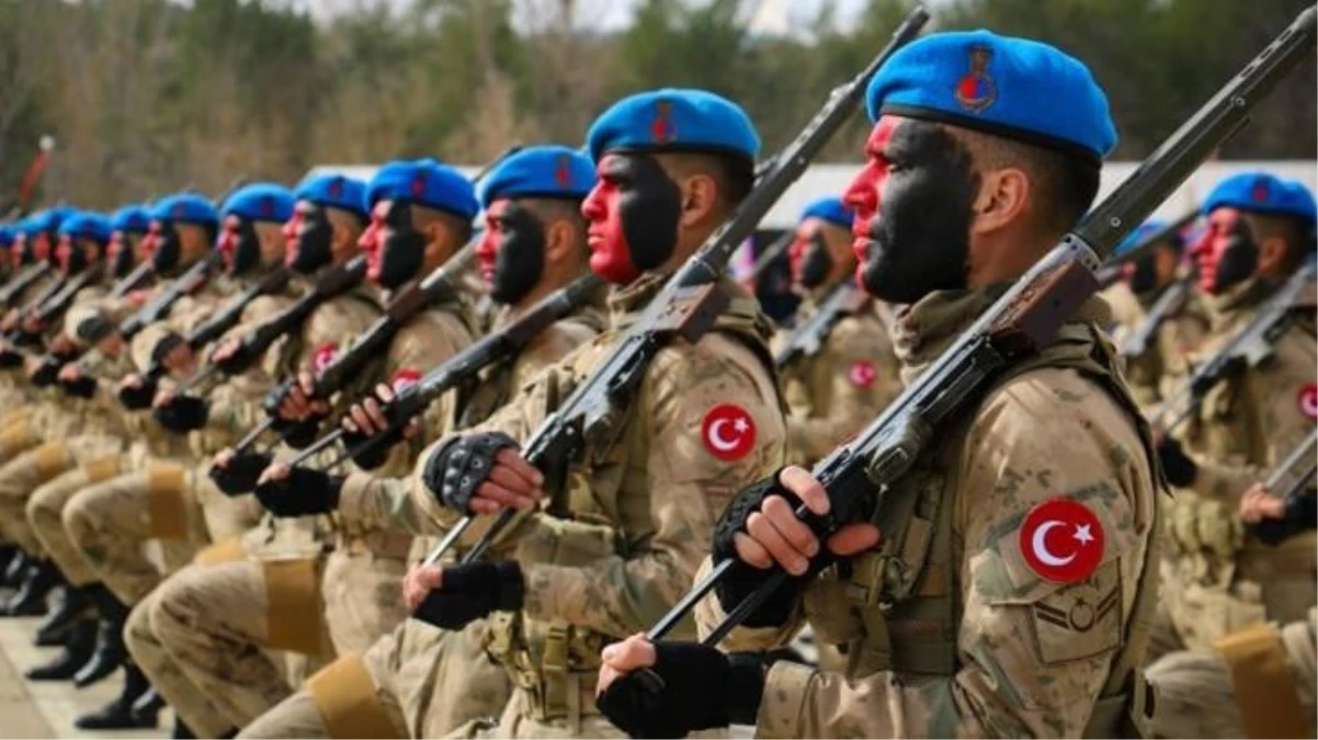 Milli Savunma Bakanlığı, NATO'nun talebi üzerine bir komando taburunu Kosova'ya gönderiyor