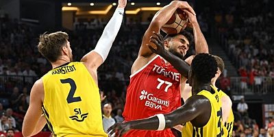 12 Dev Adam'dan tarihi başarı! Finale yükseldik...