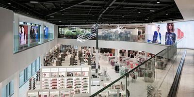 242 yıllık İngiliz devi iflas etti 