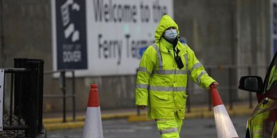 40'ı aşkın ülke kapılarını kapattı! İngiltere'de neler yaşandı?