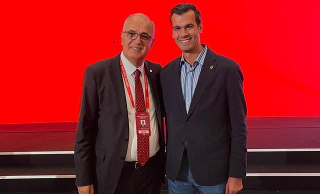 A Milli Erkek Voleybol Takımı'nın menajeri Onat Kurt oldu