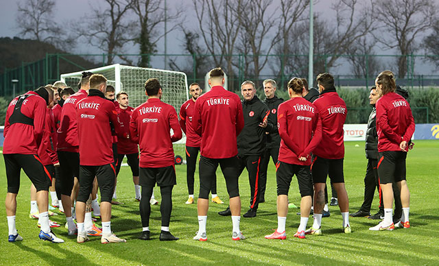 A Milli Futbol Takımı, Cebelitarık maçı hazırlıklarına devam etti