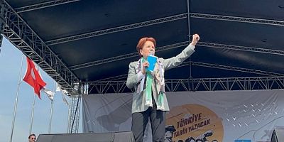 Akşener: Bursaspor'a yapılan haksızlığı beraber gidereceğiz