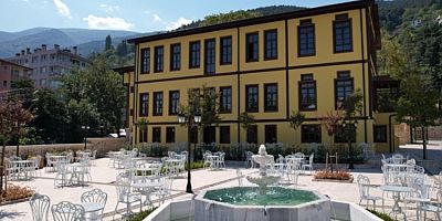 Alev Alatlı Bursa Yıldırım'da anıldı