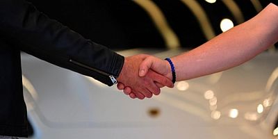 Araç piyasasından fiyat düşüşleri gün geçtikçe hızlanıyor! Sıfır otoda durum ne?