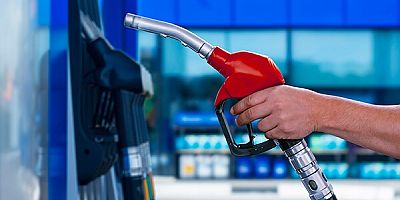 Araç sahiplerine kötü haber! Akaryakıta yine zam geldi!