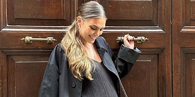 Aslı Enver ilk kez karnı burnunda pozunu paylaştı