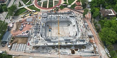 Atatürk Spor Salonu hızla yükseliyor