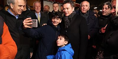 Başkan Aydın’dan Abdal Meydanı’nda Sahur İkramı