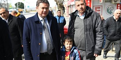 Başkan Aydın ilçeyi mahalle mahalle geziyor