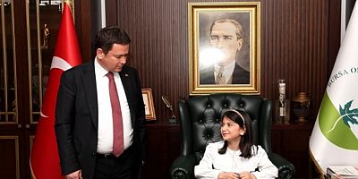 Başkan Aydın koltuğunu çocuklara devretti