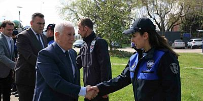 Başkan Bozbey’den bayramda çalışan ekiplere ziyaret