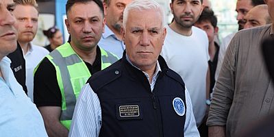 Başkan Bozbey, “Harmancık’taki yangın 6 farklı bölgeye yayıldı”