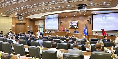 Başkan Bozbey, “Yapılan yanlışların sonucunu Bursalılar çekiyor”