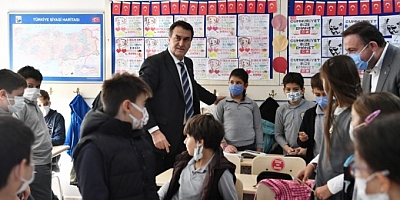 Başkan Dündar ilkokul öğrencileriyle bir araya geldi
