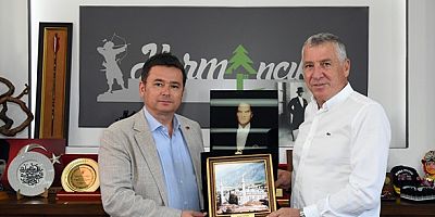 Başkan Erkan Aydın dağ yöresine çıkartma yaptı