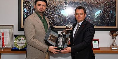 Başkan Erkan Aydın’dan Bursaspor’a Tebrik Ziyareti