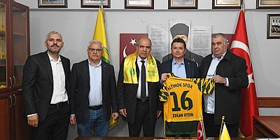 Başkan Erkan Aydın İstiklal Mahallesi’nde Vatandaşlarla Buluştu