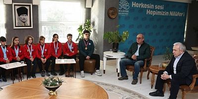 Başkan Şadi Özdemir başarılı sporcuları ağırladı