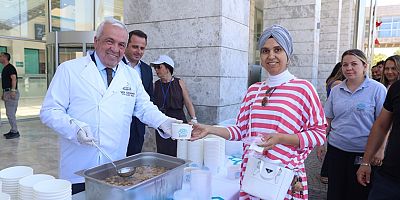 Başkan Şadi Özdemir’den aşure ikramı