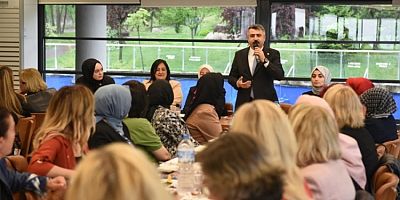 Başkan Yılmaz, Bursalı kadın muhtarlarla buluştu