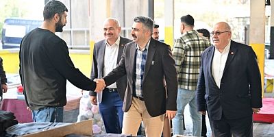 Başkan Yılmaz pazar esnafı ile buluştu