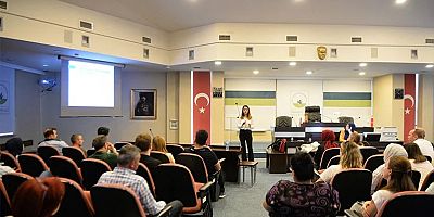 Belediye personeline sağlıklı beslenme ve ofis ergonomisi eğitimi