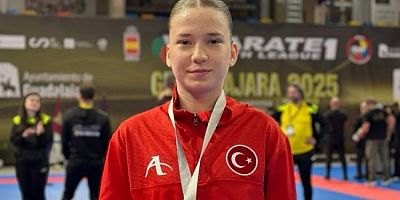 Belediyesporlu Nisanur Çakır'dan gümüş madalya